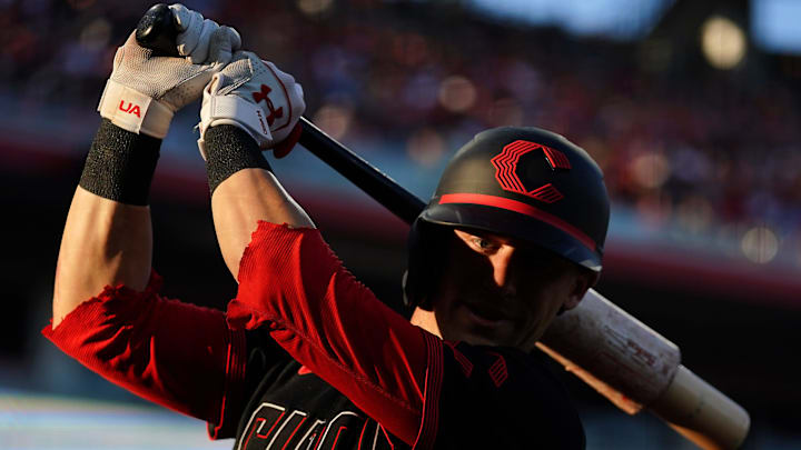 Cincinnati Reds center fielder TJ Friedl (29) gets ready in the on-deck circle for his at-bat in the
