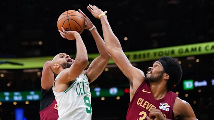 Oct 29, 2025; Boston, Massachusetts, USA; Boston Celtics guard Derrick White (9) shoots against Cleveland Cavaliers center Jarrett Allen (31) in the first quarter at TD Garden. Mandatory Credit: David Butler II-Imagn Images Oct 29, 2025; Boston, Massachusetts, USA; Boston Celtics guard Derrick White (9) shoots against Cleveland Cavaliers center Jarrett Allen (31) in the first quarter at TD Garden. Mandatory Credit: David Butler II-Imagn Images