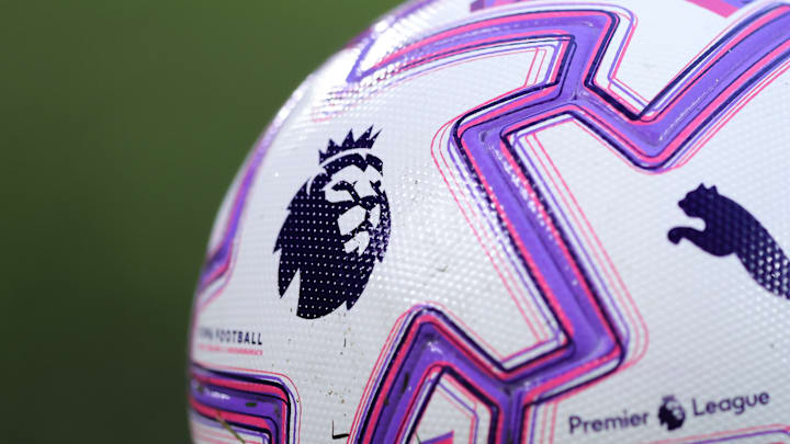 Leeds United v Everton - Premier League