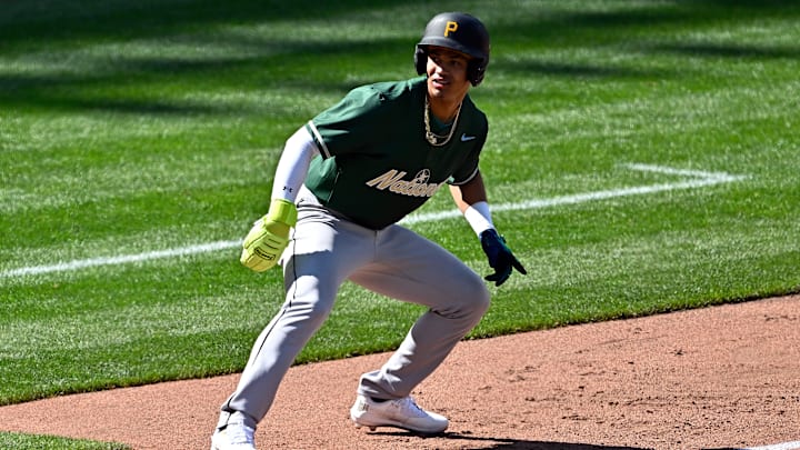 Pirates Catching Prospect Endy Rodriguez 