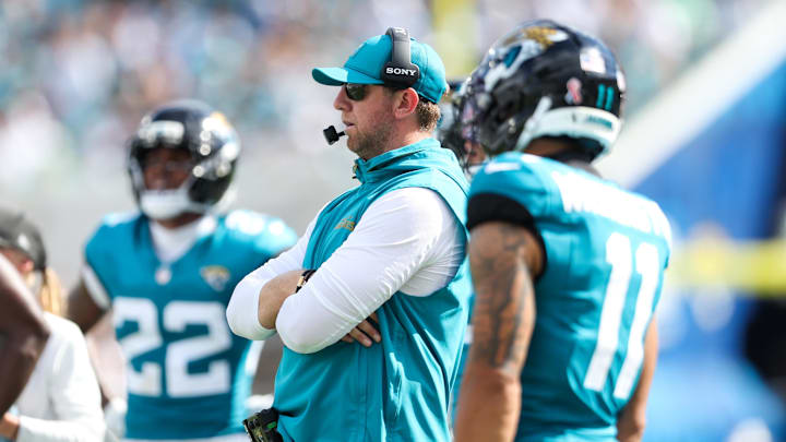 Sep 7, 2025; Jacksonville, Florida, USA; Jacksonville Jaguars head coach Liam Coen stands on the sidelines during the second half of a game against the Carolina Panthers at EverBank Stadium. Mandatory Credit: Morgan Tencza-Imagn Images Sep 7, 2025; Jacksonville, Florida, USA; Jacksonville Jaguars head coach Liam Coen stands on the sidelines during the second half of a game against the Carolina Panthers at EverBank Stadium. Mandatory Credit: Morgan Tencza-Imagn Images