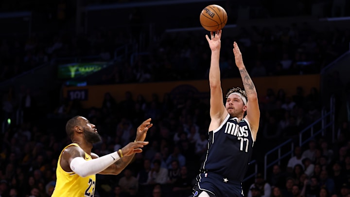 Dallas Mavericks v Los Angeles Lakers