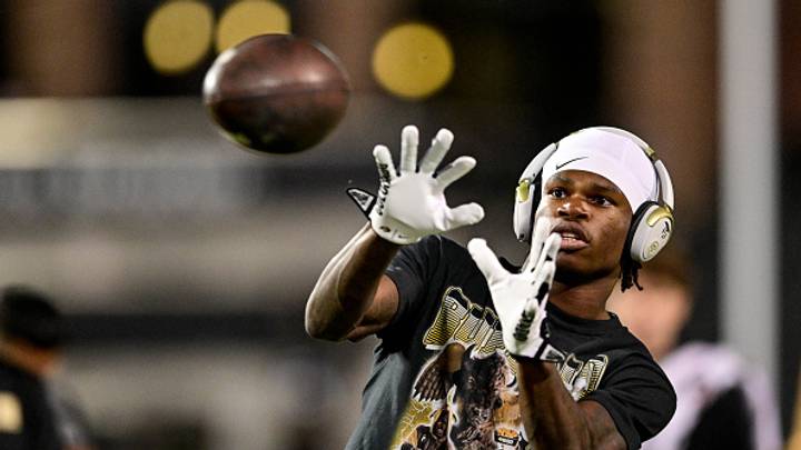 Travis Hunter antes de un partido con la Universidad de Colorado