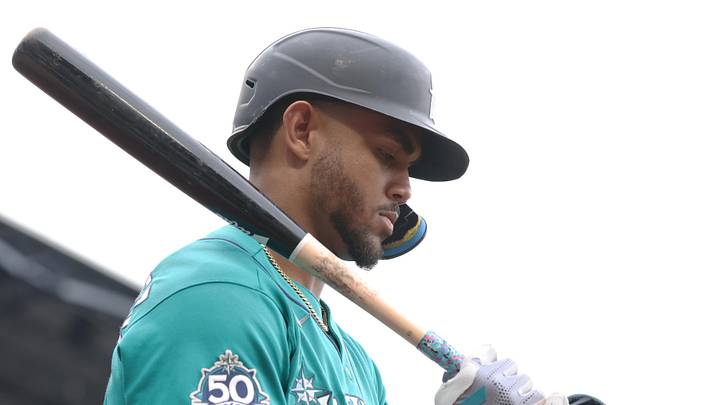 Jun 25, 2026; Pittsburgh, Pennsylvania, USA;  Seattle Mariners center fielder Julio Rodríguez (44) in the on-derck circle against the Pittsburgh Pirates during the fifth inning at PNC Park. Mandatory Credit: Charles LeClaire-Imagn Images