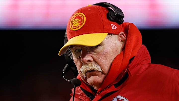 AFC Wild Card Playoffs - Miami Dolphins v Kansas City Chiefs