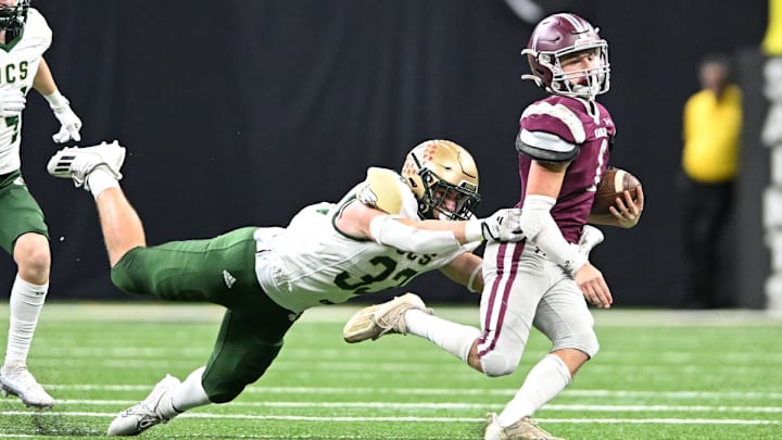 Vermilion Catholic is the No. 1 high school football team in our Louisiana Class 1A computer rankings.