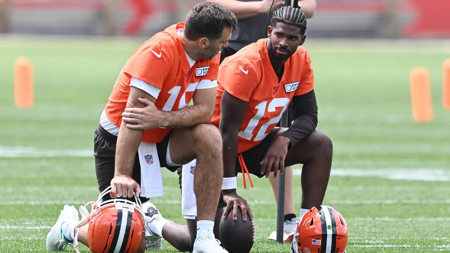 Die Browns (5-12) haben jetzt zwei Pro-Bowl-Quarterbacks in ihren Reihen.