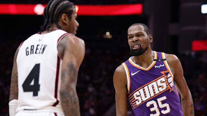 Phoenix Suns v Houston Rockets