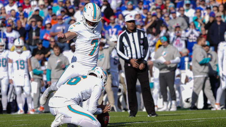 Miami Dolphins kicker Jason Sanders (7) kicks a field goal against the Buffalo Bills  during the first half at Highmark Stadium.