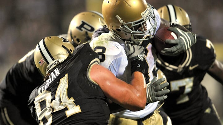 Notre Dame Fighting Irish running back Robert Hughes Notre Dame Fighting Irish running back Robert Hughes