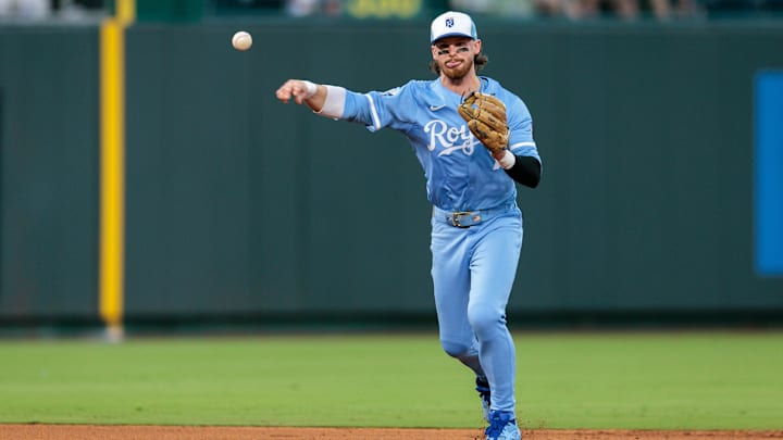 Kansas City Royals shortstop Bobby Witt Jr. (7) throws to first base  