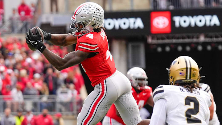 Ohio State Buckeyes wide receiver Jeremiah Smith (4) catches a pass