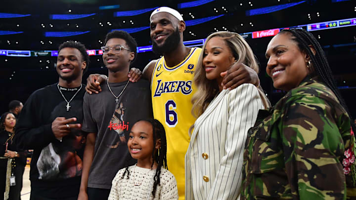 Feb 7, 2023: Los Angeles Lakers forward LeBron James poses for photos with his sons Bronny and Bryce Maximus, daughter Zhuri, wife Savannah and mother Gloria Feb 7, 2023: Los Angeles Lakers forward LeBron James poses for photos with his sons Bronny and Bryce Maximus, daughter Zhuri, wife Savannah and mother Gloria