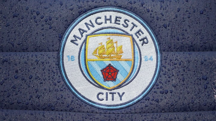 El escudo del Manchester City ha sufrido dos modifaciones hasta ahora.