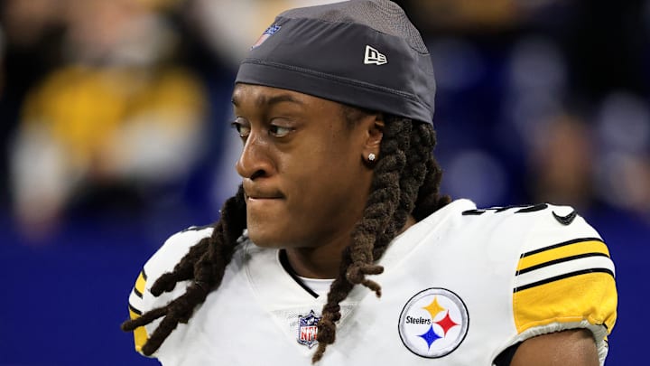 Pittsburgh Steelers v Indianapolis Colts