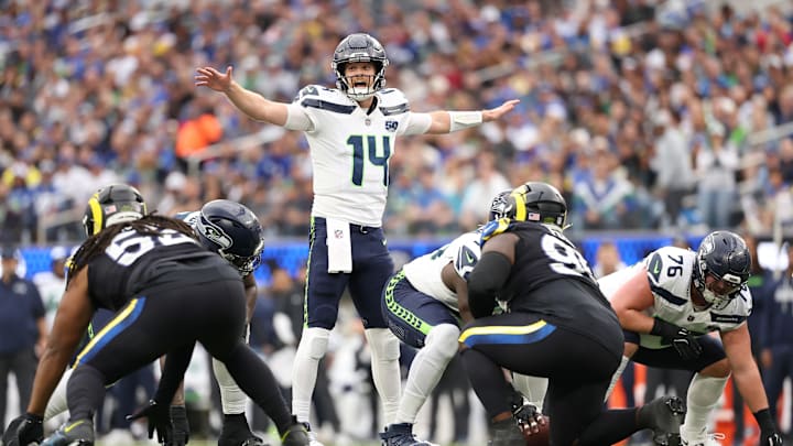 Sam Darnold struggled to figure out an opportunistic Rams defense in Sunday's clash for the NFC West lead