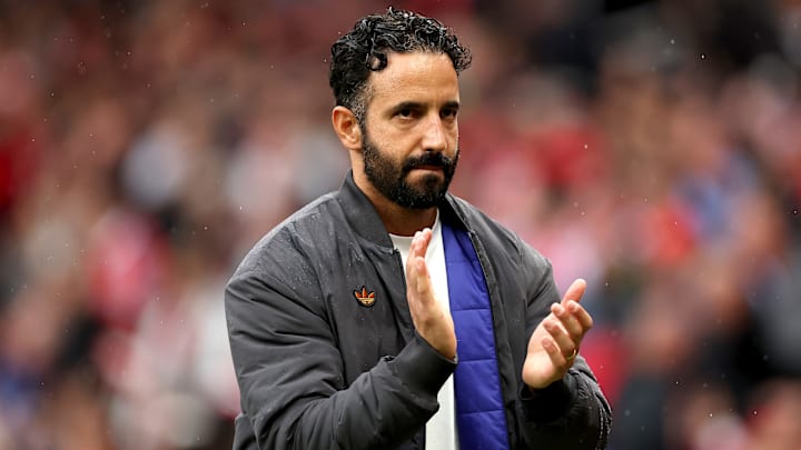 Manchester United v Burnley - Premier League