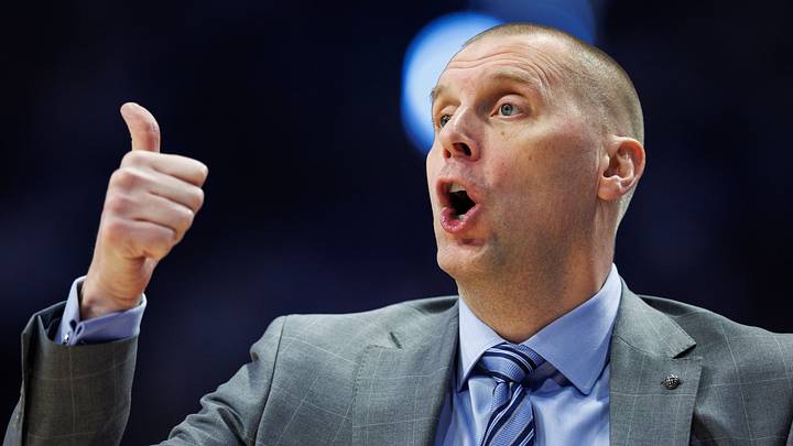 Feb 28, 2026; Lexington, Kentucky, USA; Kentucky Wildcats head coach Mark Pope motions to his players during the first half against the Vanderbilt Commodores at Rupp Arena at Central Bank Center. Mandatory Credit: Jordan Prather-Imagn Images Feb 28, 2026; Lexington, Kentucky, USA; Kentucky Wildcats head coach Mark Pope motions to his players during the first half against the Vanderbilt Commodores at Rupp Arena at Central Bank Center. Mandatory Credit: Jordan Prather-Imagn Images