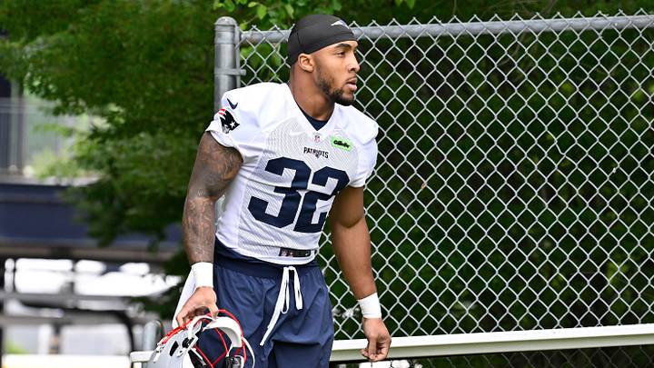 Jun 9, 2025; Foxborough, MA, USA; New England Patriots running back TreVeyon Henderson (32) walks to the practice fields at Gillette Stadium. Mandatory Credit: Eric Canha-Imagn Images Jun 9, 2025; Foxborough, MA, USA; New England Patriots running back TreVeyon Henderson (32) walks to the practice fields at Gillette Stadium. Mandatory Credit: Eric Canha-Imagn Images