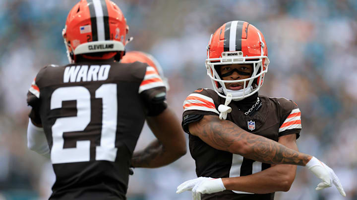 Cleveland Browns cornerback Greg Newsome II (0) reacts with cornerback Denzel Ward (21) on a third down stop during the first quarter of an NFL football matchup Sunday, Sept. 15, 2024 at EverBank Stadium in Jacksonville, Fla. The Browns defeated the Jaguars 18-13. [Corey Perrine/Florida Times-Union]