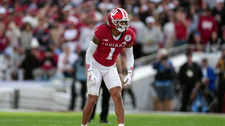 Jan 1, 2026; Pasadena, CA, USA; Indiana Hoosiers defensive back Amare Ferrell (1) Alabama Crimson Tide during the 2026 Rose Bowl and quarterfinal game of the College Football Playoff at Rose Bowl Stadium. Mandatory Credit: Kirby Lee-Imagn Images Jan 1, 2026; Pasadena, CA, USA; Indiana Hoosiers defensive back Amare Ferrell (1) Alabama Crimson Tide during the 2026 Rose Bowl and quarterfinal game of the College Football Playoff at Rose Bowl Stadium. Mandatory Credit: Kirby Lee-Imagn Images