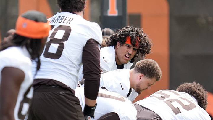 Spencer Fano looks up before the snap at the Browns OTA in Berea on May 27, 2026. Spencer Fano looks up before the snap at the Browns OTA in Berea on May 27, 2026.
