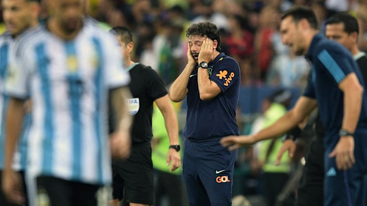 Seleção de Fernando Diniz tem apenas 38% de aproveitamento. 