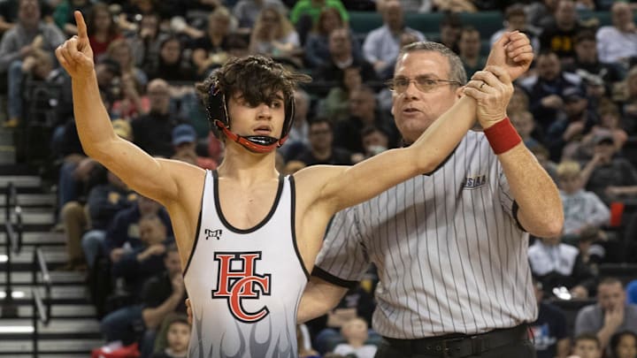 Tyler Klinsky, Middletown North vs Brett Ungar, Hunterdon Central in 106 lbs final. NJSIAA Boys State Wrestling finals on Saturday,  March 2, 2019 in Atlantic City. 

Boysfinal106c