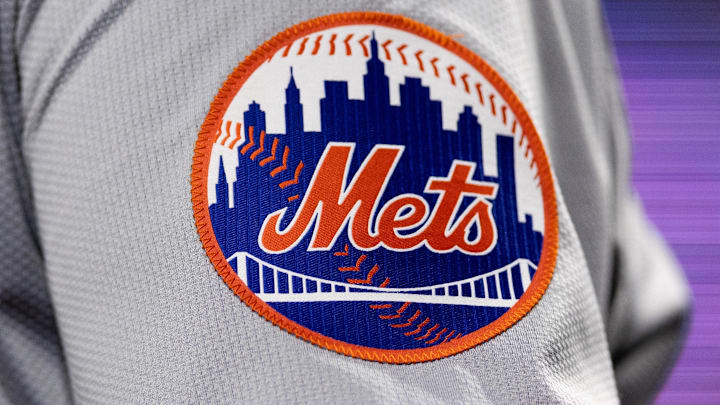 May 15, 2024; Philadelphia, Pennsylvania, USA; New York Mets logo on the sleeve of J.D. Martinez during a game against the Philadelphia Phillies at Citizens Bank Park. Mandatory Credit: Bill Streicher-Imagn Images May 15, 2024; Philadelphia, Pennsylvania, USA; New York Mets logo on the sleeve of J.D. Martinez during a game against the Philadelphia Phillies at Citizens Bank Park. Mandatory Credit: Bill Streicher-Imagn Images