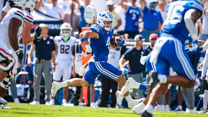 BYU linebacker Cade Uluave against Arizona BYU linebacker Cade Uluave against Arizona