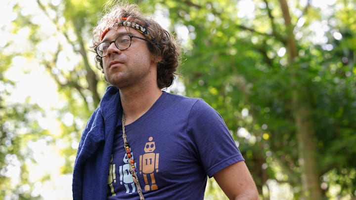 “Epic Party” – 24 returning players are abandoned on the islands of Fiji for a monumental 50th season, with the chance to win $1 million. The theme of the season, “In the Hands of the Fans,” quickly materializes as decisions from the fan vote swiftly and forcefully impact the game in Survivor 50. Photo: Robert Voets/CBS ©2025 CBS Broadcasting, Inc. All Rights Reserved.
