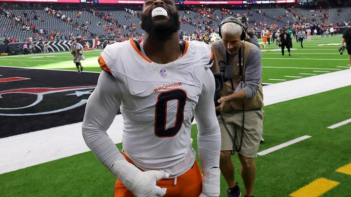 Nov 2, 2025; Houston, Texas, USA; Denver Broncos linebacker Jonathon Cooper (0) celebrates after defeating the Houston Texans at NRG Stadium. Mandatory Credit: Thomas Shea-Imagn Images Nov 2, 2025; Houston, Texas, USA; Denver Broncos linebacker Jonathon Cooper (0) celebrates after defeating the Houston Texans at NRG Stadium. Mandatory Credit: Thomas Shea-Imagn Images
