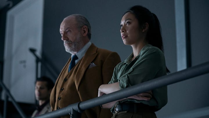 3 Body Problem. (L to R) Liam Cunningham as Wade, Jess Hong as Jin Cheng in episode 108 of 3 Body Problem. Cr. Ed Miller/Netflix © 2024