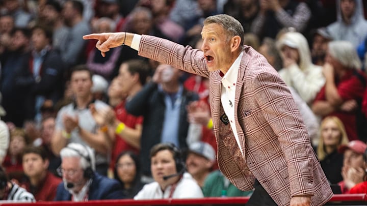 Mar 5, 2025; Tuscaloosa, Alabama, USA; Alabama Crimson Tide head coach Nate Oats directs his team against the Florida Gators during the second half at Coleman Coliseum. Mandatory Credit: Will McLelland-Imagn Images