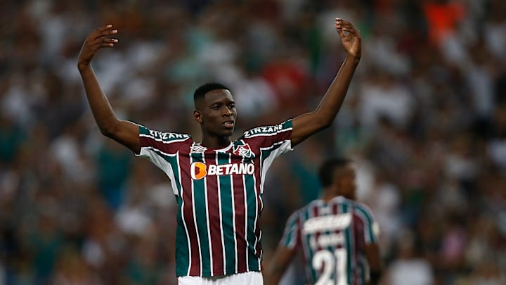 Luiz Henrique agradece apoio da torcida do Fluminense em despedida do Maracanã: “Sonhei com isso”. Luiz Henrique agradece apoio da torcida do Fluminense em despedida do Maracanã: “Sonhei com isso”.