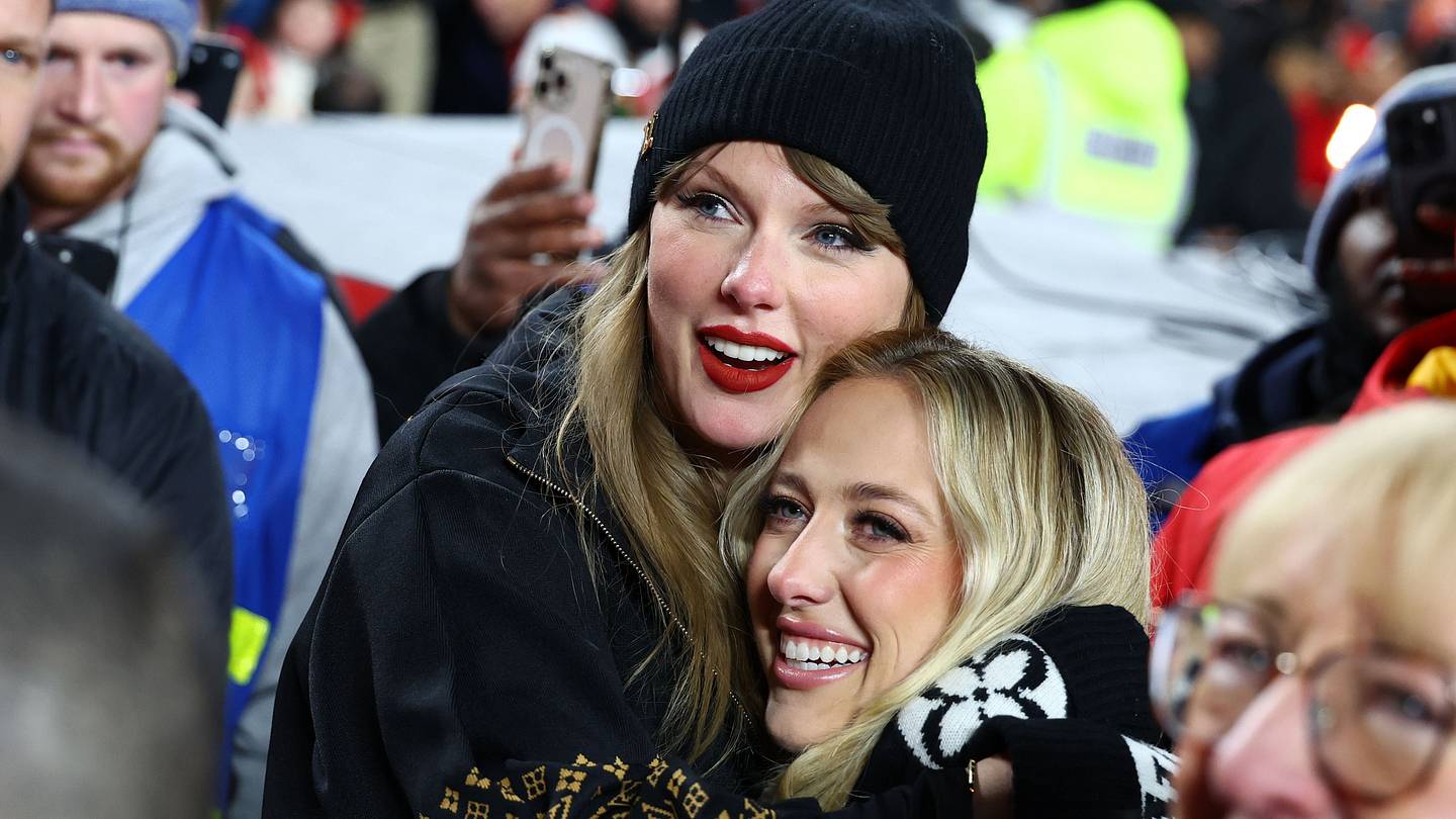 The 10 Most-Followed NFL WAGs on Instagram, Ranked