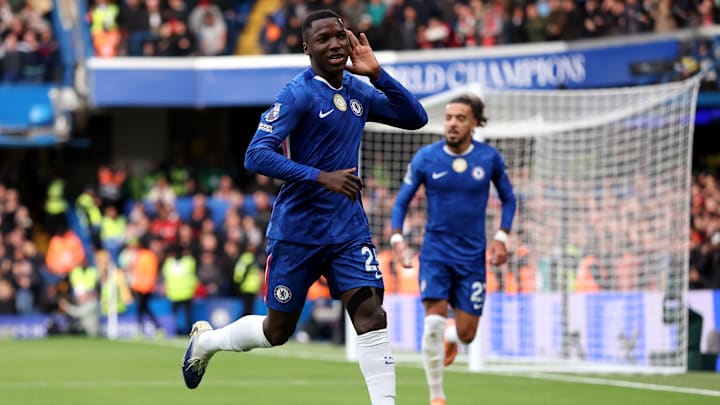 Moisés Caicedo, do Chelsea, está na mira do PSG e Real Madrid