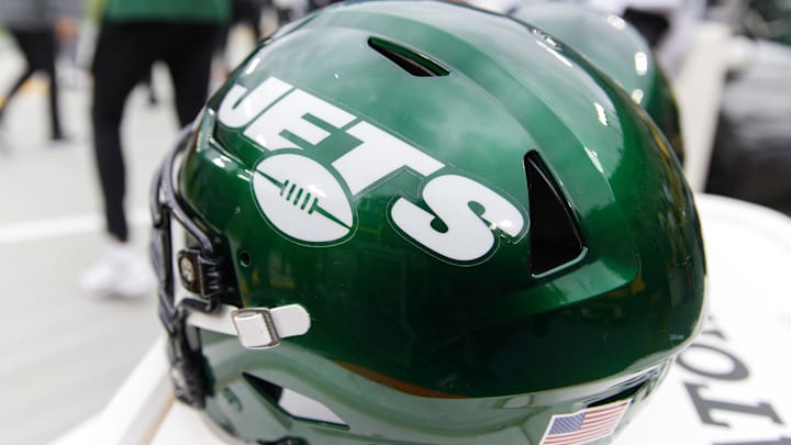 Oct 16, 2022; Green Bay, Wisconsin, USA;  General view of a New York Jets helmet during the game against the Green Bay Packers at Lambeau Field. Mandatory Credit: Jeff Hanisch-Imagn Images
