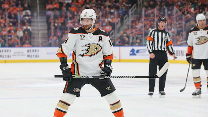 Adam Henrique (#14 Anaheim Ducks Alternate Captain)