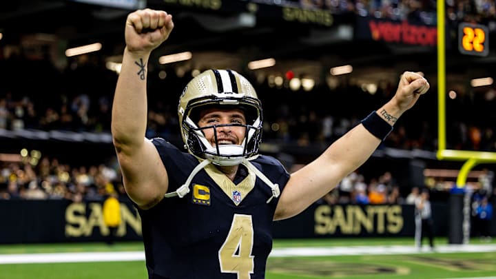 New Orleans Saints quarterback Derek Carr