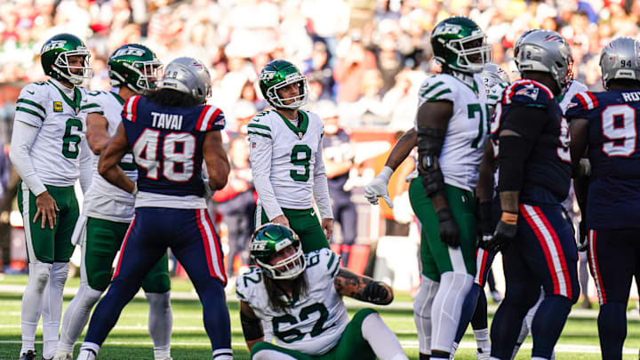 Oct 27, 2024; Foxborough, Massachusetts, USA; New York Jets place kicker Greg Zuerlein (9) reacts after missing the kick against the New England Patriots in the second half at Gillette Stadium. Oct 27, 2024; Foxborough, Massachusetts, USA; New York Jets place kicker Greg Zuerlein (9) reacts after missing the kick against the New England Patriots in the second half at Gillette Stadium.