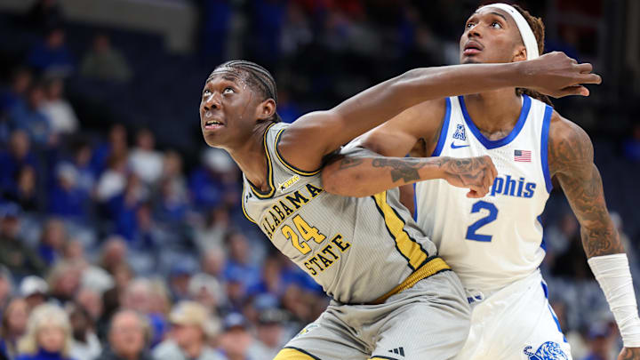 Jerquarius Stanback (24).