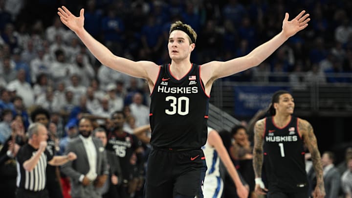 Connecticut Huskies forward Liam McNeeley (30) 