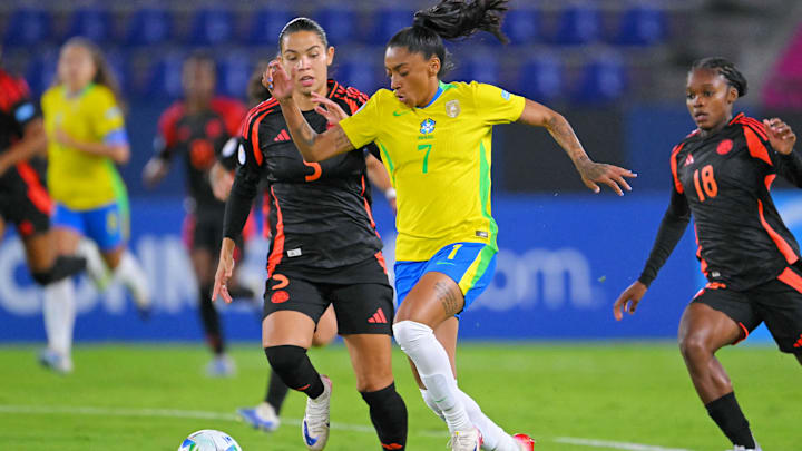 Brasil fez um jogo ruim contra a Colômbia