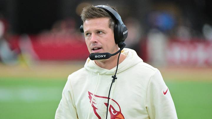 Sep 20, 2026; Glendale, Arizona, USA; Arizona Cardinals head coach Mike LaFleur looks on in the first half against the Seattle Seahawks at State Farm Stadium. Mandatory Credit: Matt Kartozian-Imagn Images Sep 20, 2026; Glendale, Arizona, USA; Arizona Cardinals head coach Mike LaFleur looks on in the first half against the Seattle Seahawks at State Farm Stadium. Mandatory Credit: Matt Kartozian-Imagn Images