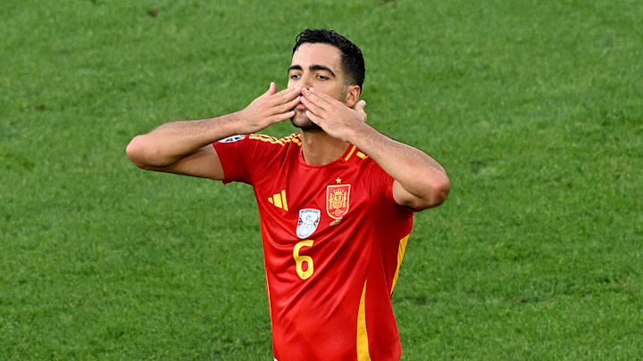 Mikel Merino celebrating his winner against Germany