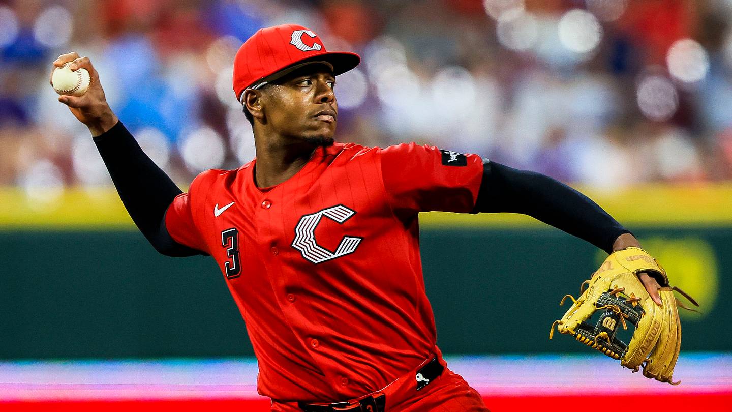 Reds' $70 Million Gold Glover Under Fire After Disastrous Season