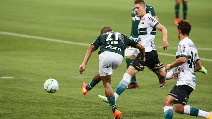 Coritiba e Palmeiras vão a campo pela 11ª rodada do Campeonato Brasileiro. Saiba onde assistir. Coritiba e Palmeiras vão a campo pela 11ª rodada do Campeonato Brasileiro. Saiba onde assistir.
