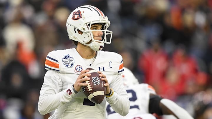 Dec 30, 2023; Nashville, TN, USA; Auburn Tigers quarterback Payton Thorne (1) stands in the pocket