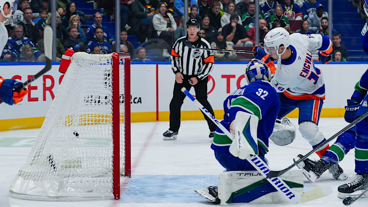 New York Islanders v Vancouver Canucks